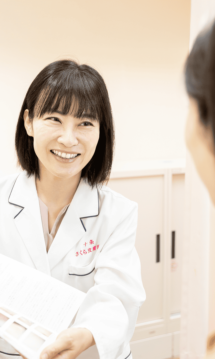 院長が問診している様子